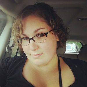 Meet your Posher, Annie